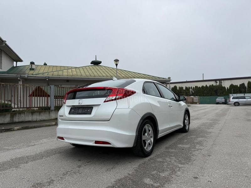 Honda Civic 1.4i sport