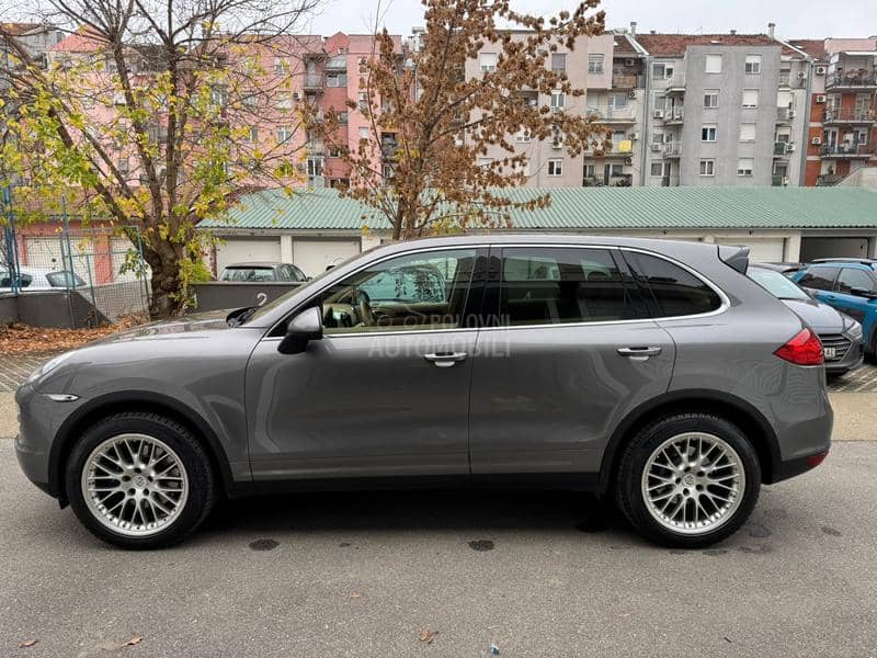 Porsche Cayenne 