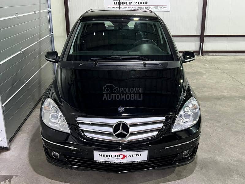 Mercedes Benz B 180 