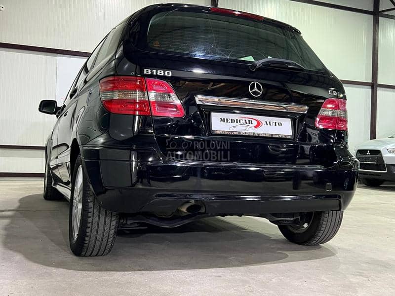 Mercedes Benz B 180 