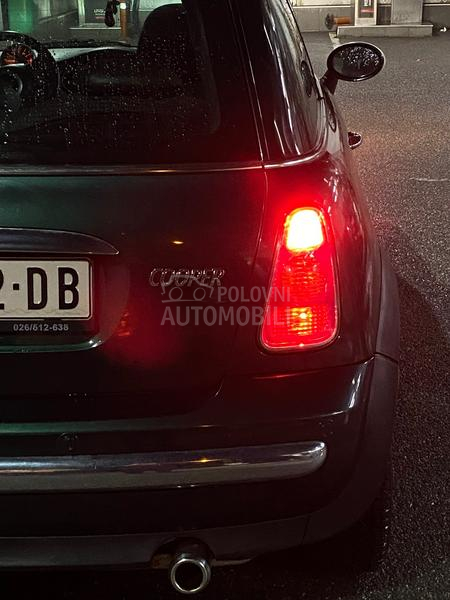 MINI Cooper 1.6