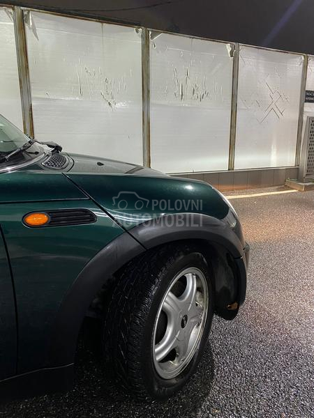 MINI Cooper 1.6