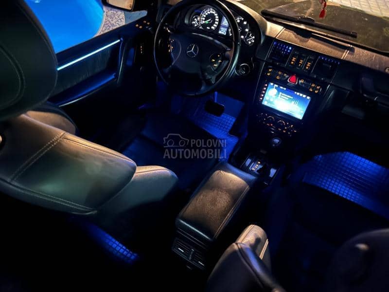 Mercedes Benz G 400 AMG V8