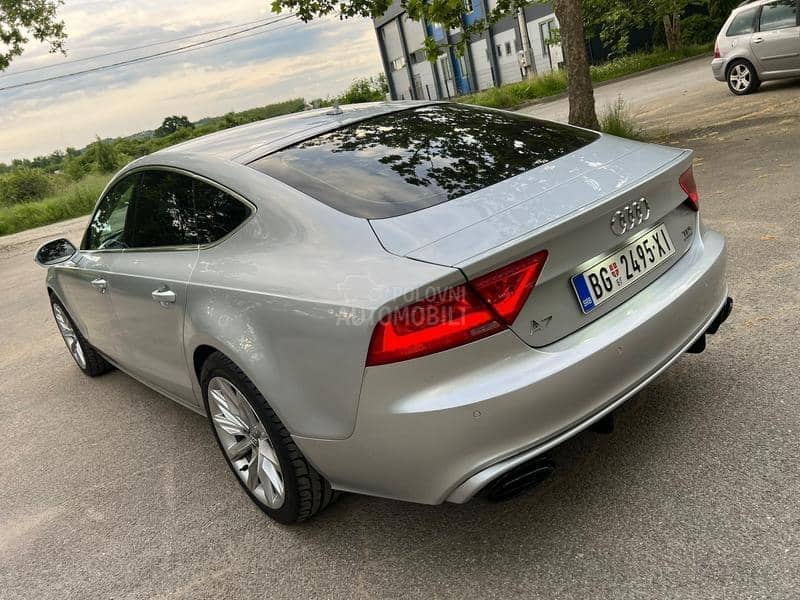 Audi A7 RS7 look /