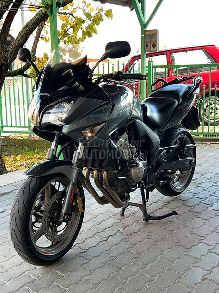 Honda CBF 600