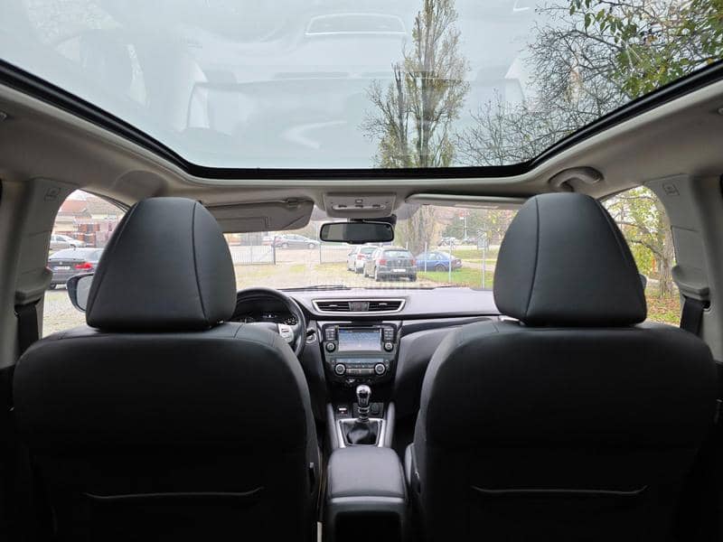 Nissan Qashqai 1.5 dci F.uuu.L