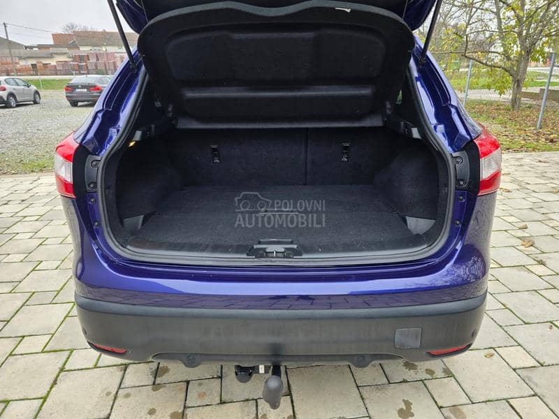 Nissan Qashqai 1.5 dci F.uuu.L