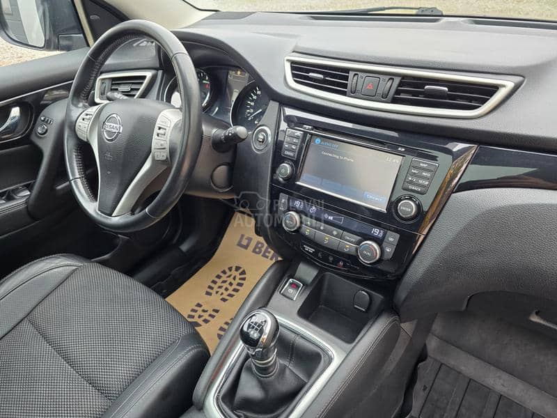 Nissan Qashqai 1.5 dci F.uuu.L