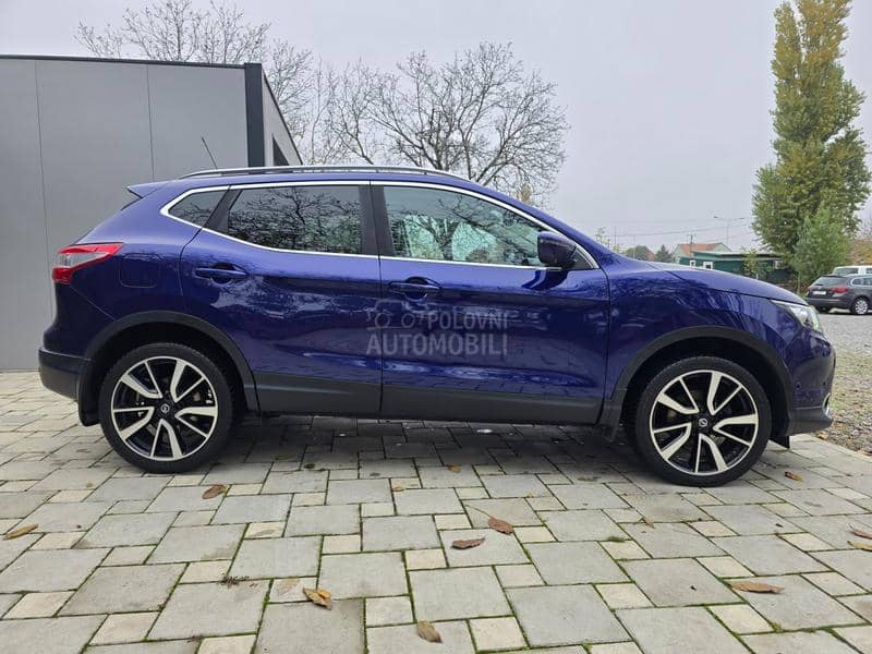 Nissan Qashqai 1.5 dci F.uuu.L