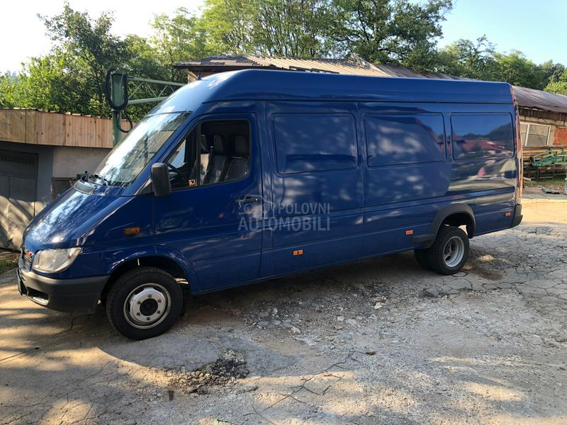 Mercedes Benz Sprinter 