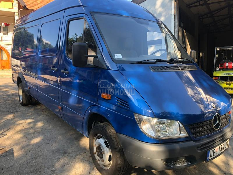 Mercedes Benz Sprinter 