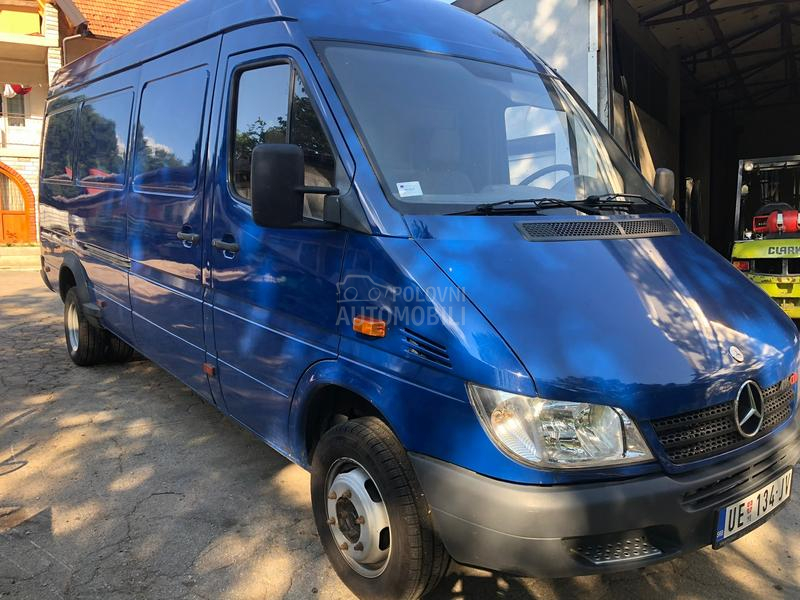 Mercedes Benz Sprinter 