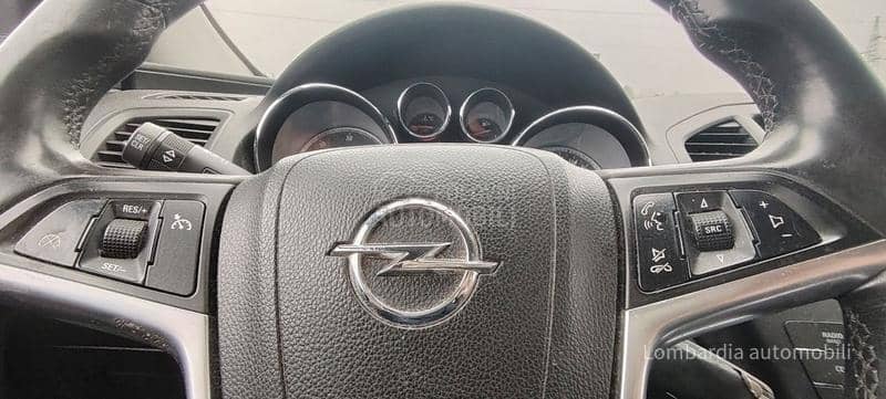 Opel Insignia 2.0 Cdti