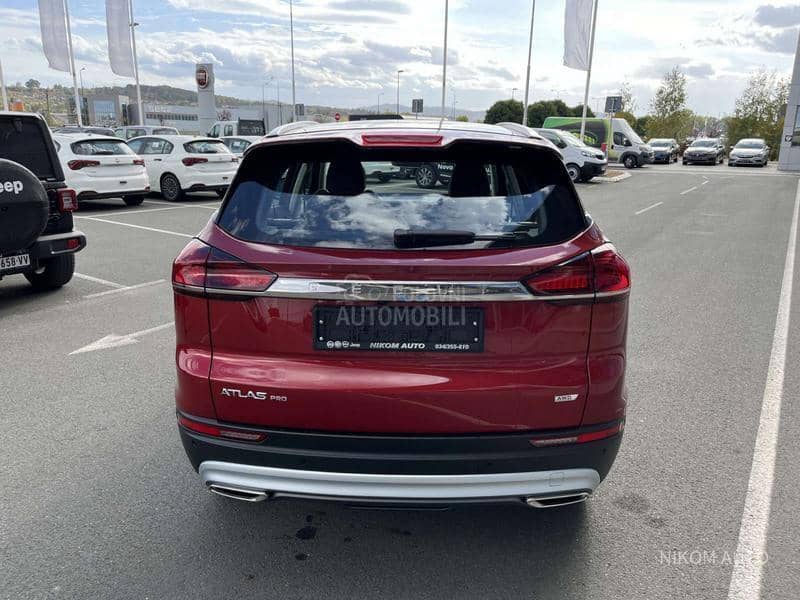 Geely Atlas Pro 1.5 4WD FLAGSHIP