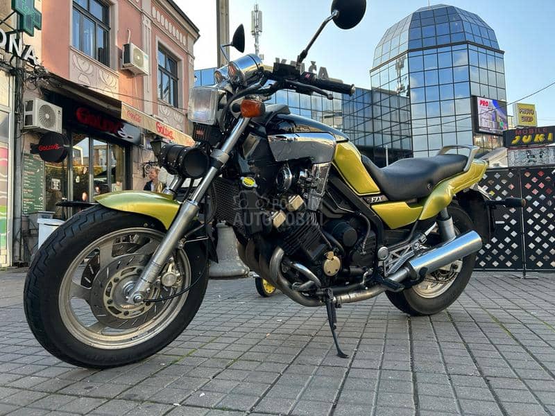 Yamaha FZX 750