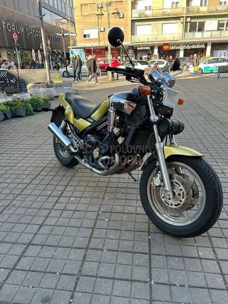 Yamaha FZX 750