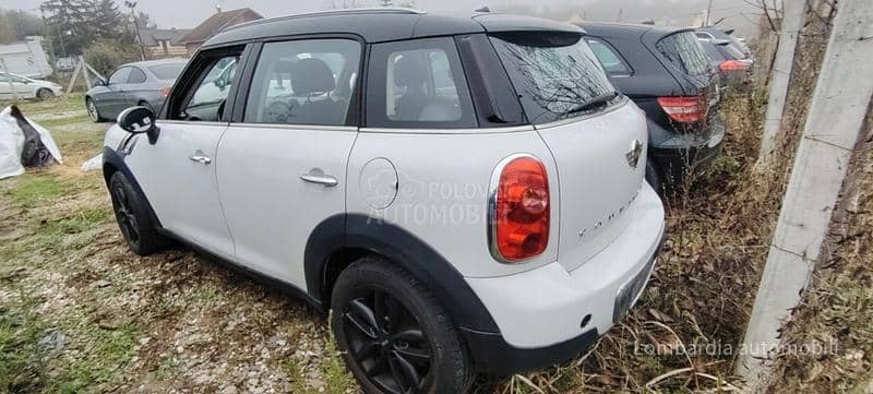 MINI Countryman D