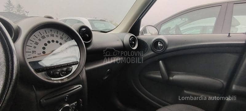 MINI Countryman D