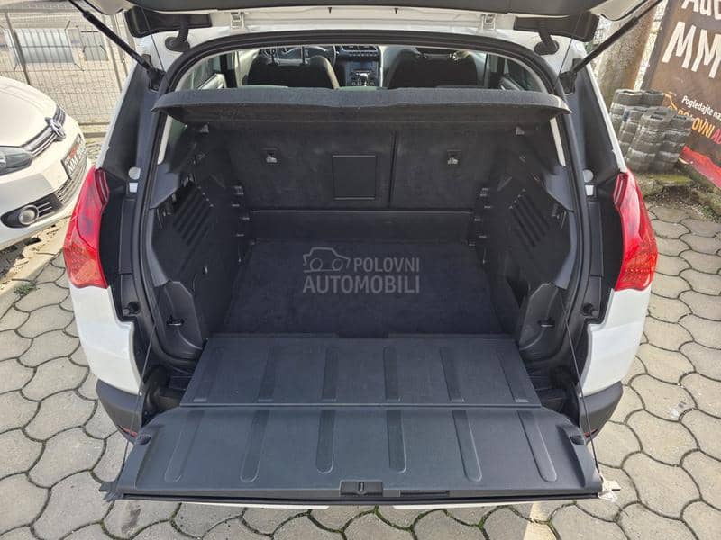 Peugeot 3008 1.6 e-HDI PERLA/PANO