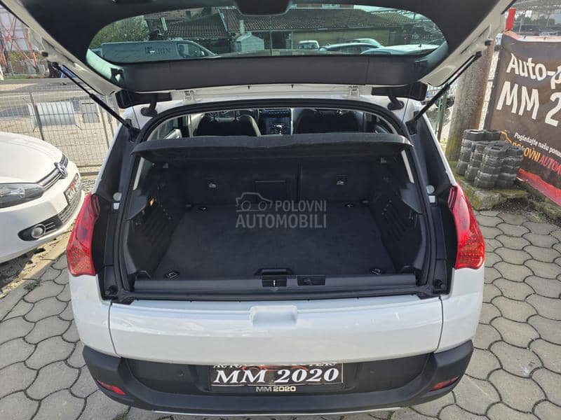 Peugeot 3008 1.6 e-HDI PERLA/PANO