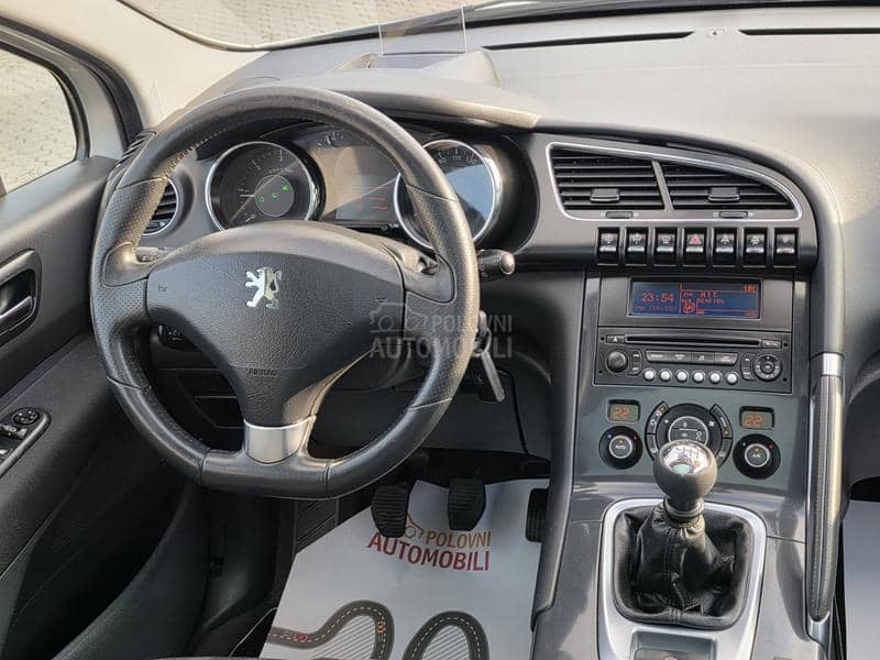 Peugeot 3008 1.6 e-HDI PERLA/PANO