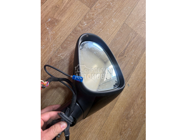 Retrovizor za Volkswagen Touareg od 2010. do 2016. god.