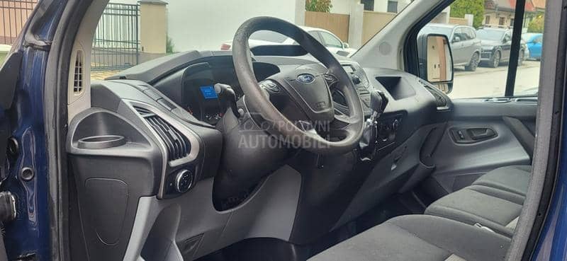 Ford Transit Custom 2.0 tdci  136.000 K.M