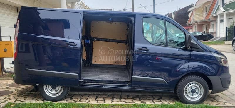Ford Transit Custom 2.0 tdci  136.000 K.M