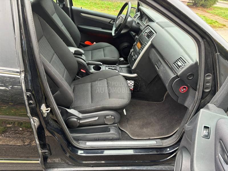 Mercedes Benz B 180 B 180 CDI