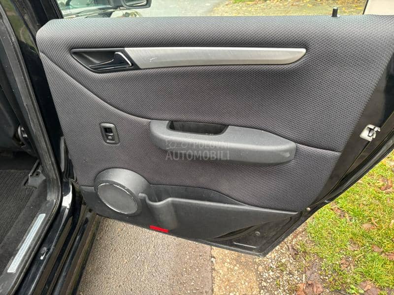 Mercedes Benz B 180 B 180 CDI