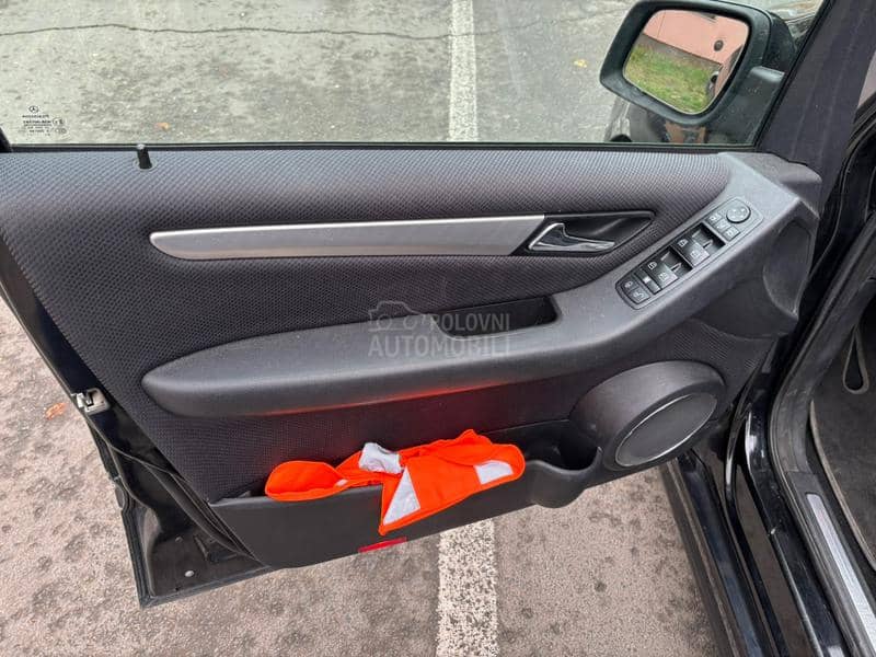 Mercedes Benz B 180 B 180 CDI