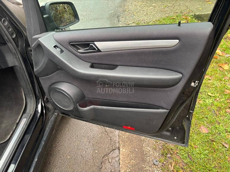 Mercedes Benz B 180 B 180 CDI