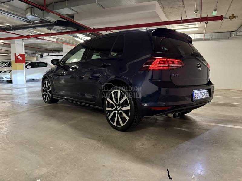 Volkswagen Golf 7 1.4