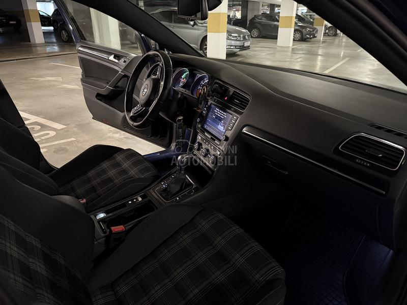 Volkswagen Golf 7 1.4