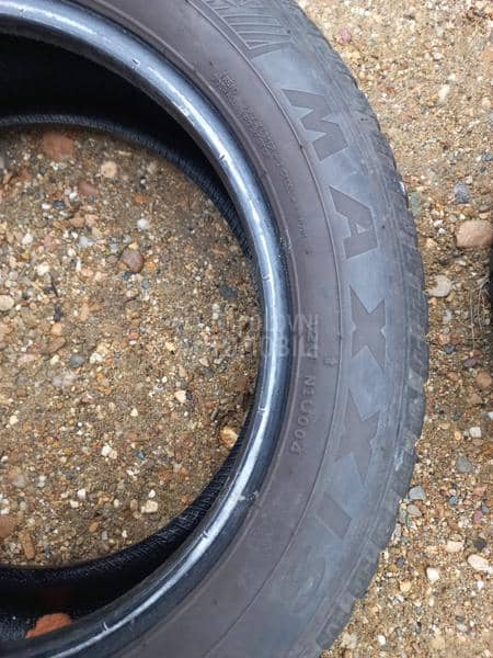 Maxxis 205/55 R16 Zimska