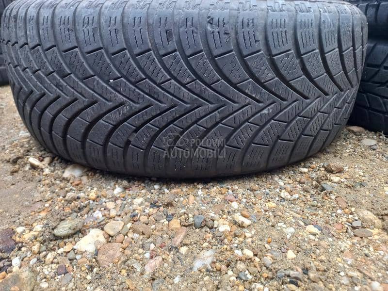 Maxxis 205/55 R16 Zimska