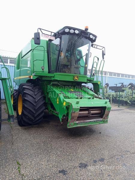 John Deere w550