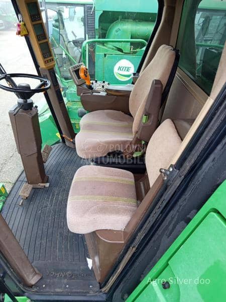 John Deere w550