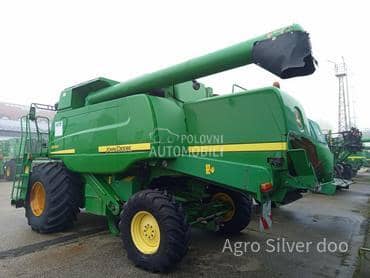 John Deere w550