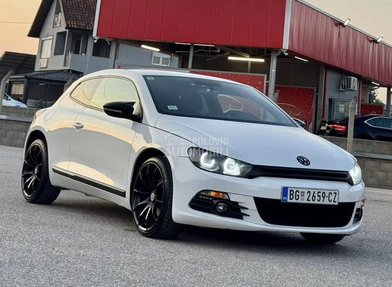 Volkswagen Scirocco 2.0 tdi D. S. G