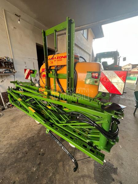 Amazone UF600