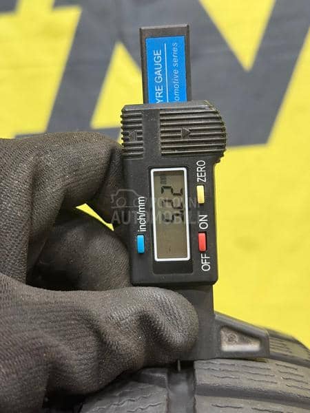 Continental 225/50 R17 Zimska