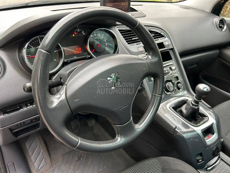 Peugeot 5008 1.6 hdi navy