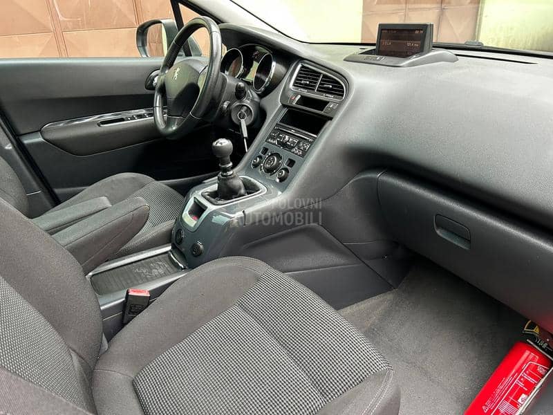 Peugeot 5008 1.6 hdi navy