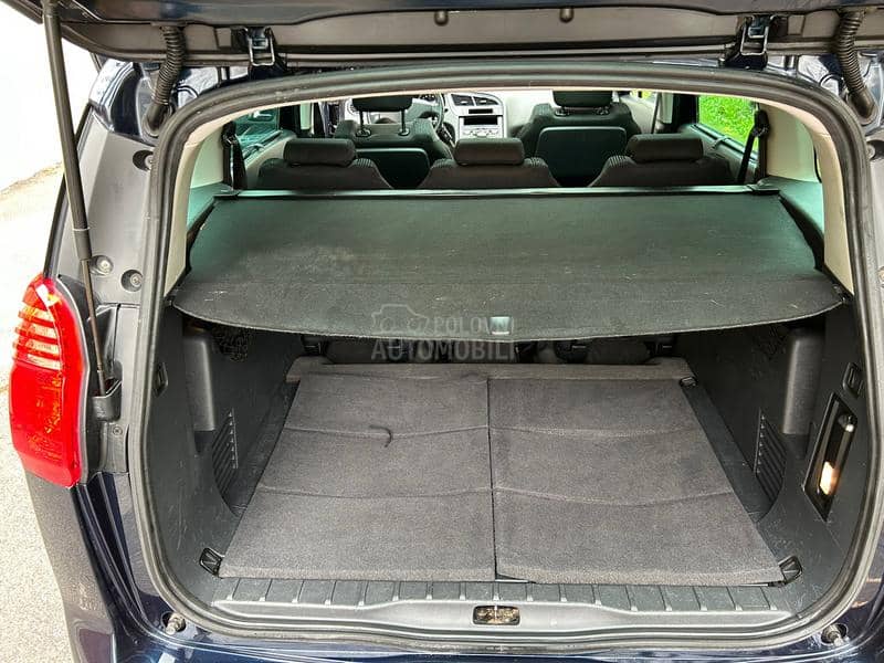 Peugeot 5008 1.6 hdi navy