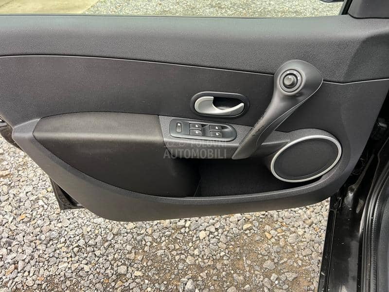 Renault Clio OČUVAN