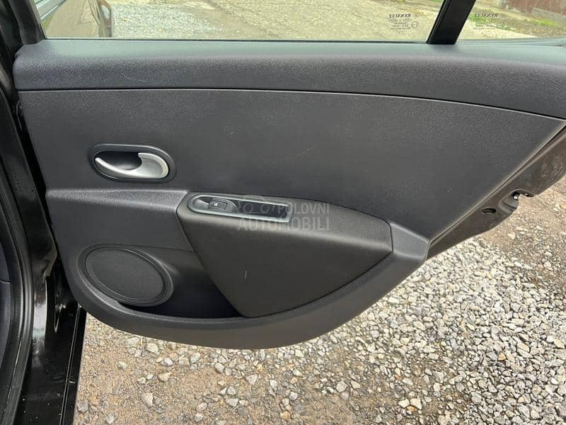 Renault Clio OČUVAN