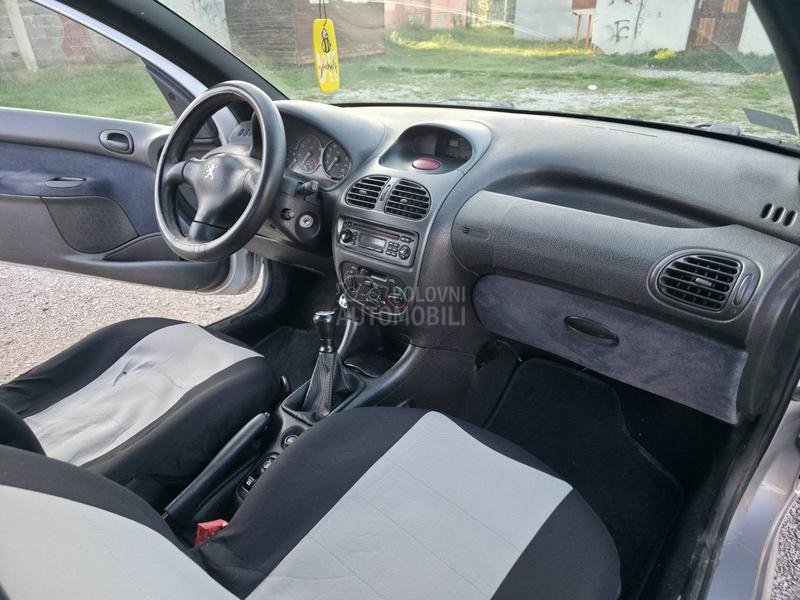 Peugeot 206 