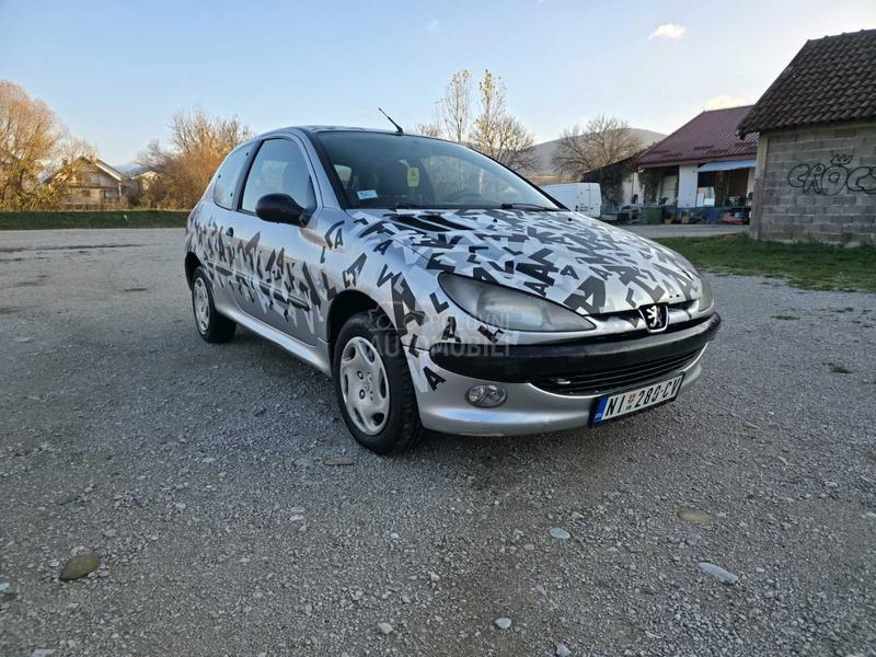 Peugeot 206 