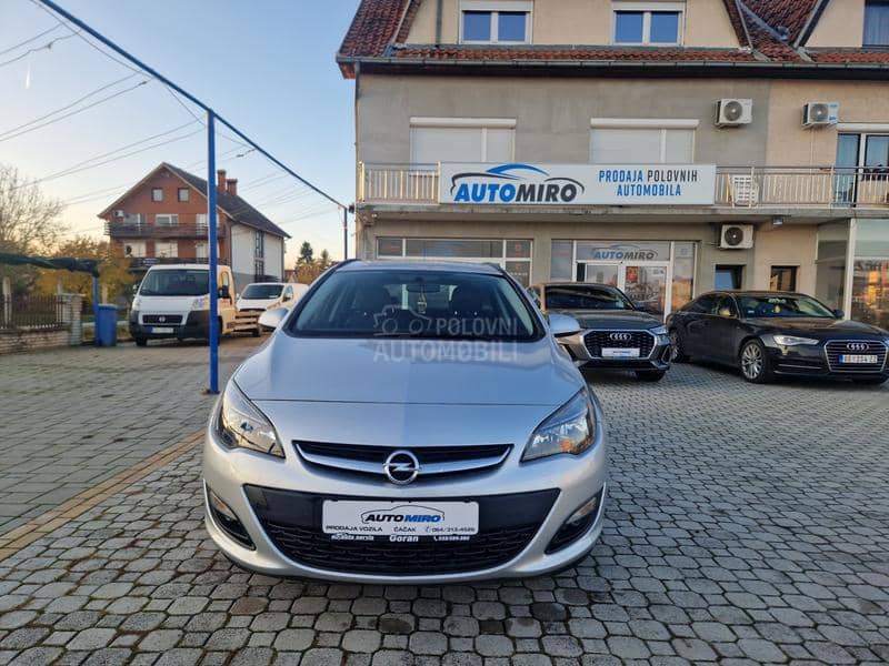 Opel Astra J 1.6 CDTI
